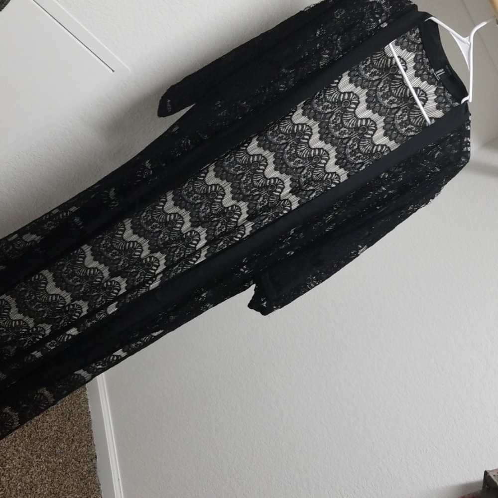 Lace kimono